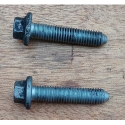 Болты вакуумного насоса Болты вакуумного насоса